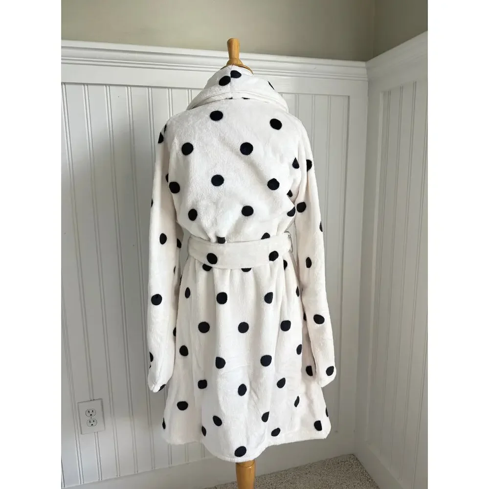 NWT Victoria's Secret Short Soft Polka Dot Plush Robe M/L and Quarter Socks Set